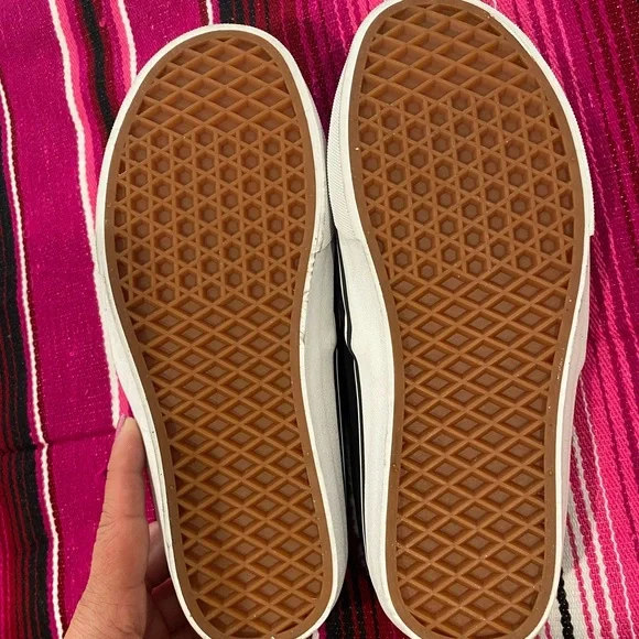 Vans Classic Slip On Black Women's Suede Faux Fur Shoes - Picture 4 of 5